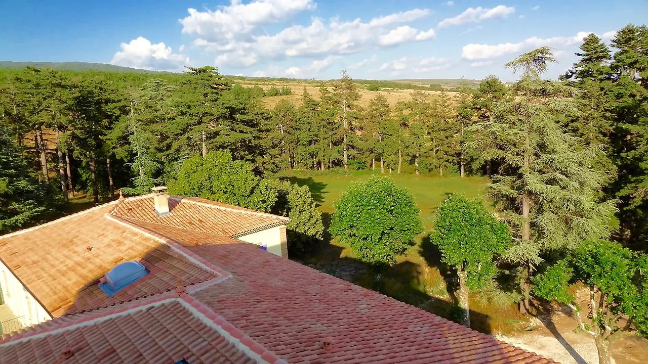 Chateau Ferrassieres 0*,